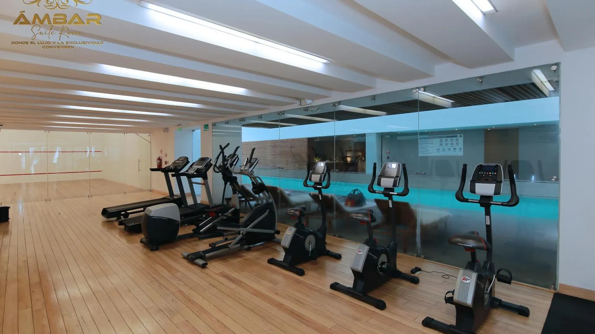 Ambar Suite Room / Lujo Y Confort Unicos Quito 0*,