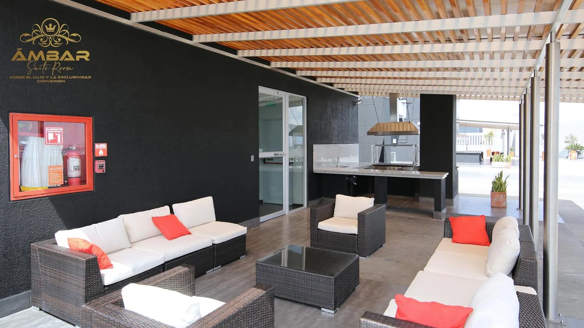 Ambar Suite Room / Lujo Y Confort Unicos Quito 0*,